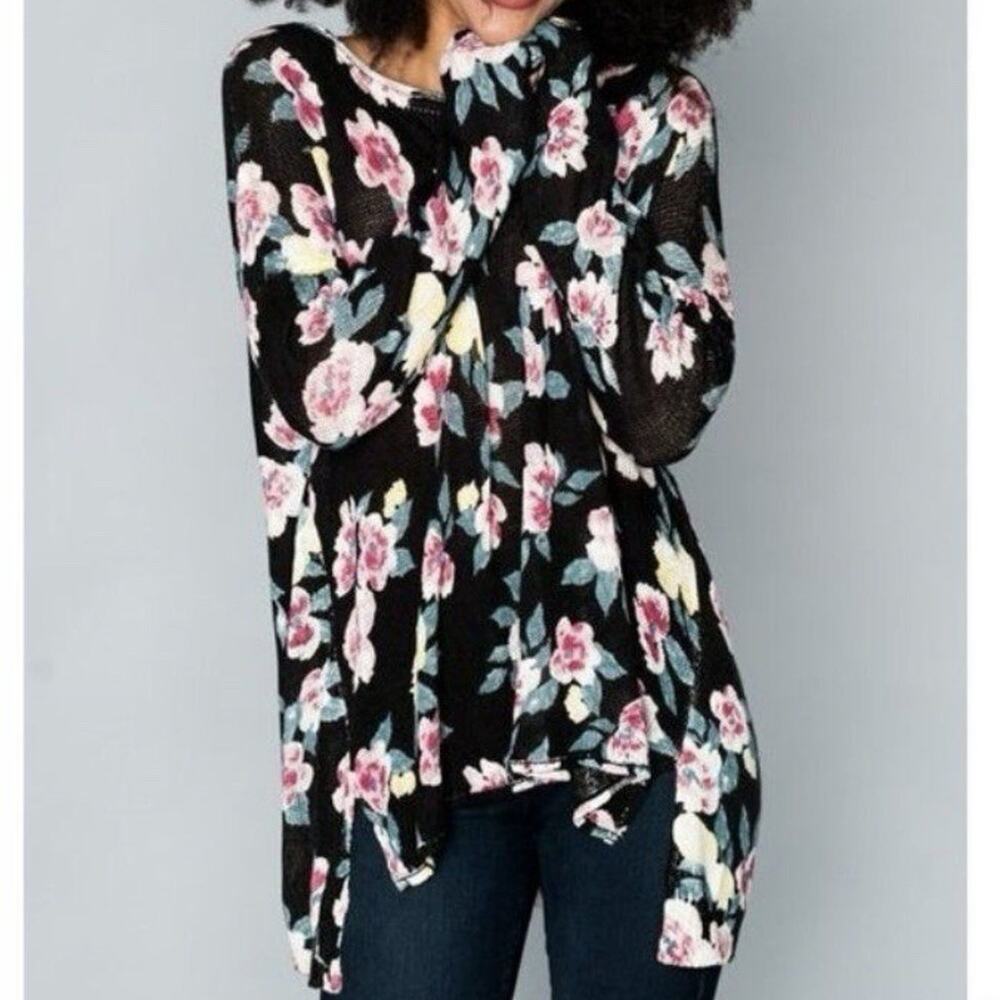 Show Me Your Mumu Bonfire Floral Sweater Size M Loose Knit Black Pink Romantic